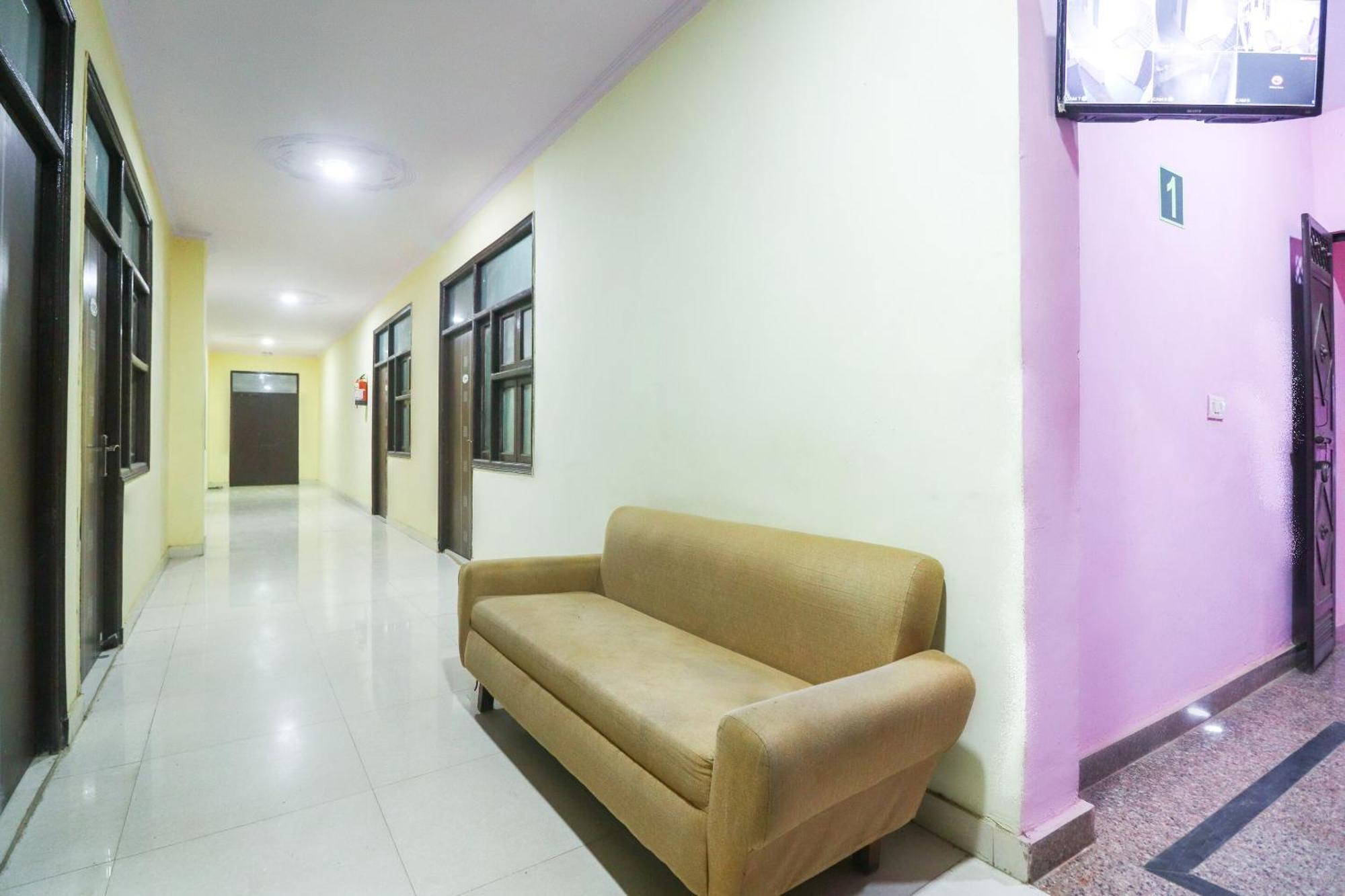 Hotel O Sunrise Inn Indirapuram Exteriér fotografie